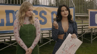 RD-Promo-5x03-Graduation-18-Betty-Veronica