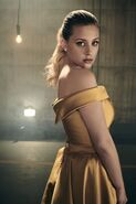 RD-S3-Betty-Cooper-Promotional-Portrait-01