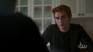 RD-Caps-2x03-The-Watcher-in-the-Woods-34-Archie