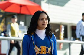 RD-Promo-4x10-Varsity-Blues-11-Veronica