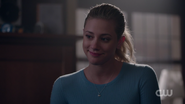 RD-Caps-2x05-When-a-Stranger-Calls-19-Betty