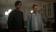 Season 1 Episode 9 La Grande Illusion Betty Jughead (4)