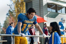 RD-Promo-4x10-Varsity-Blues-10-Reggie-Veronica