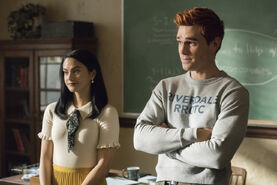 RD-Promo-5x06-Back-to-School-03-Veronica-Archie
