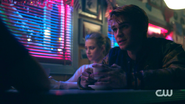 RD-Caps-2x09-Silent-Night-Deadly-Night-141-Archie-Betty