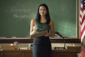 RD-Promo-5x06-Back-to-School-01-Veronica