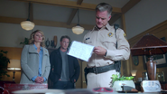 RD-Caps-2x03-The-Watcher-in-the-Woods-70-Alice-Hal-Sheriff-Keller