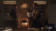 RD-Caps-2x11-The-Wrestler-85-Hiram-Veronica-Archie