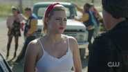 RD-Caps-2x06-Death-Proof-104-Betty