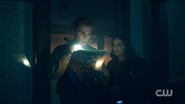 RD-Caps-2x08-House-of-the-Devil-84-Archie-Veronica