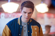 RD-Promo-1x08-The-Outsiders-13-Archie