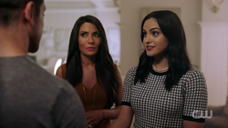 RD-Caps-2x03-The-Watcher-in-the-Woods-05-Hermione-Veronica