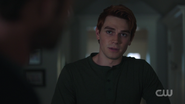 RD-Caps-2x05-When-a-Stranger-Calls-04-Archie