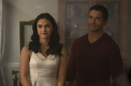 2x12-08 The-Wicked-and-the-Divine Veronica and Hiram