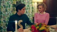 Season 1 Episode 7 In a Lonely Place Betty Jughead 5