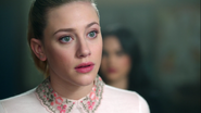 Season 1 Episode 11 To Riverdale And Back Again Betty (2)