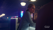 RD-Caps-2x06-Death-Proof-56-Betty