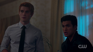 RD-Caps-2x05-When-a-Stranger-Calls-73-Archie-Reggie