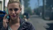 RD-Caps-2x06-Death-Proof-81-Betty