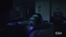 RD-Caps-2x05-When-a-Stranger-Calls-35-Hotdog