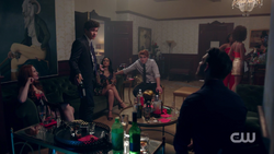 RD-Caps-2x05-When-a-Stranger-Calls-69-Cheryl-Nick-Veronica-Archie-Kevin