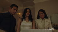 RD-Caps-2x12-The-Wicked-and-The-Divine-131-Hiram-Veronica-Hermione