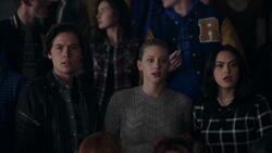 RD-Caps-2x22-Brave-New-World-138-Jughead-Betty-Veronica