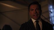 RD-Caps-3x05-The-Great-Escape-95-Hiram