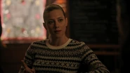 RD-Caps-4x16-The-Locked-Room-39-Betty.png (1.32 MB)