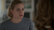 RD-Caps-2x13-The-Tell-Tale-Heart-56-Betty