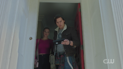 RD-Caps-5x02-The-Preppy-Murders-70-Betty-Jughead