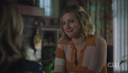 RD-Caps-6x22-Night-of-the-Comet-13-Betty