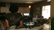 RD-Caps-2x03-The-Watcher-in-the-Woods-116-Betty-Jughead.png (1,008 KB)
