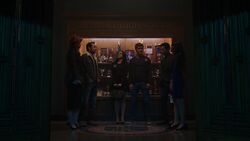 RD-Caps-2x17-The-Noose-Tightens-20-Mary-Fred-Veronica-Archie-Hiram-Hermione