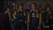 RD-Caps-7x12-After-the-Fall-115-Fangs-Reggie-Archie