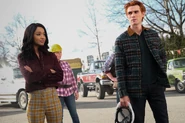 RD-Promo-6x15-Things-That-Go-Bump-in-the-Night-02-Tabitha-Archie.jpg (765 KB)