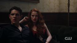 RD-Caps-2x05-When-a-Stranger-Calls-88-Kevin-Cheryl.png
