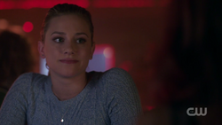 Riverdale season 2 - Betty Cooper in DANGER as boss drops