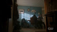 RD-Caps-2x14-The-Hills-Have-Eyes-14-Jughead-FP.png (1.22 MB)