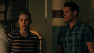 RD-Caps-4x02-Fast-Times-at-Riverdale-High-118-Betty-Kevin