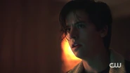 RD-Caps-2x01-A-Kiss-Before-Dying-142-Jughead.png (719 KB)