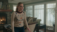 RD-Caps-2x11-The-Wrestler-53-Betty