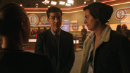 RD-Caps-4x11-Quiz-Show-83-Mr-Brooks-Jughead