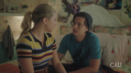 RD-Caps-5x02-The-Preppy-Murders-99-Betty-Jughead