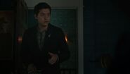 RD-Caps-6x05-The-Jughead-Paradox-114-Jughead.jpg (55 KB)
