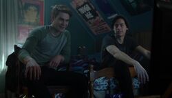 Season 1 Episode 8 The Outsiders Archie Jughead roommates