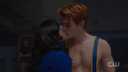 RD-Caps-2x11-The-Wrestler-95-Veronica-Archie-kiss
