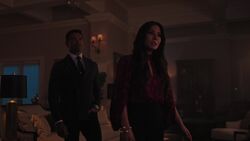 RD-Caps-3x05-The-Great-Escape-129-Hiram-Hermione