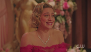 RD-Caps-7x15-Miss-Teen-Riverdale-128-Betty