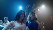RD-Promo-2x18-A-Night-To-Remember-30-Veronica-Betty